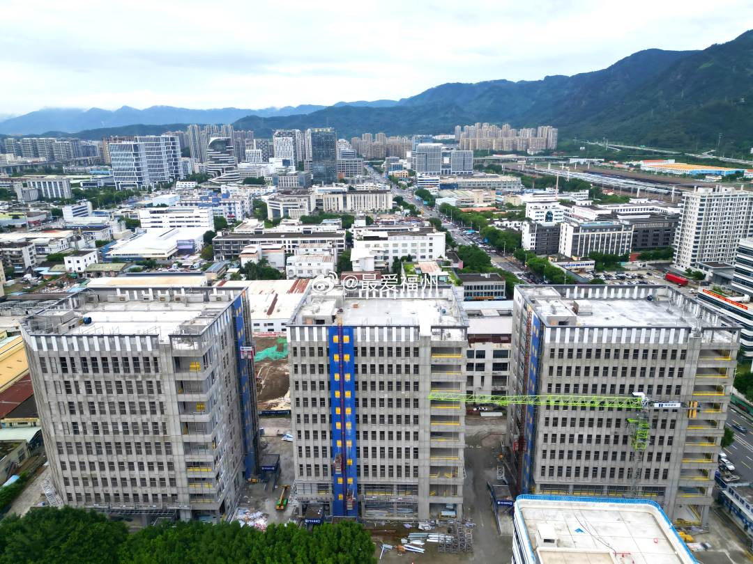 福州城区老牌开发区-晋安福兴开发区最新城市风貌 随着这几年“工业上楼”的兴起，这