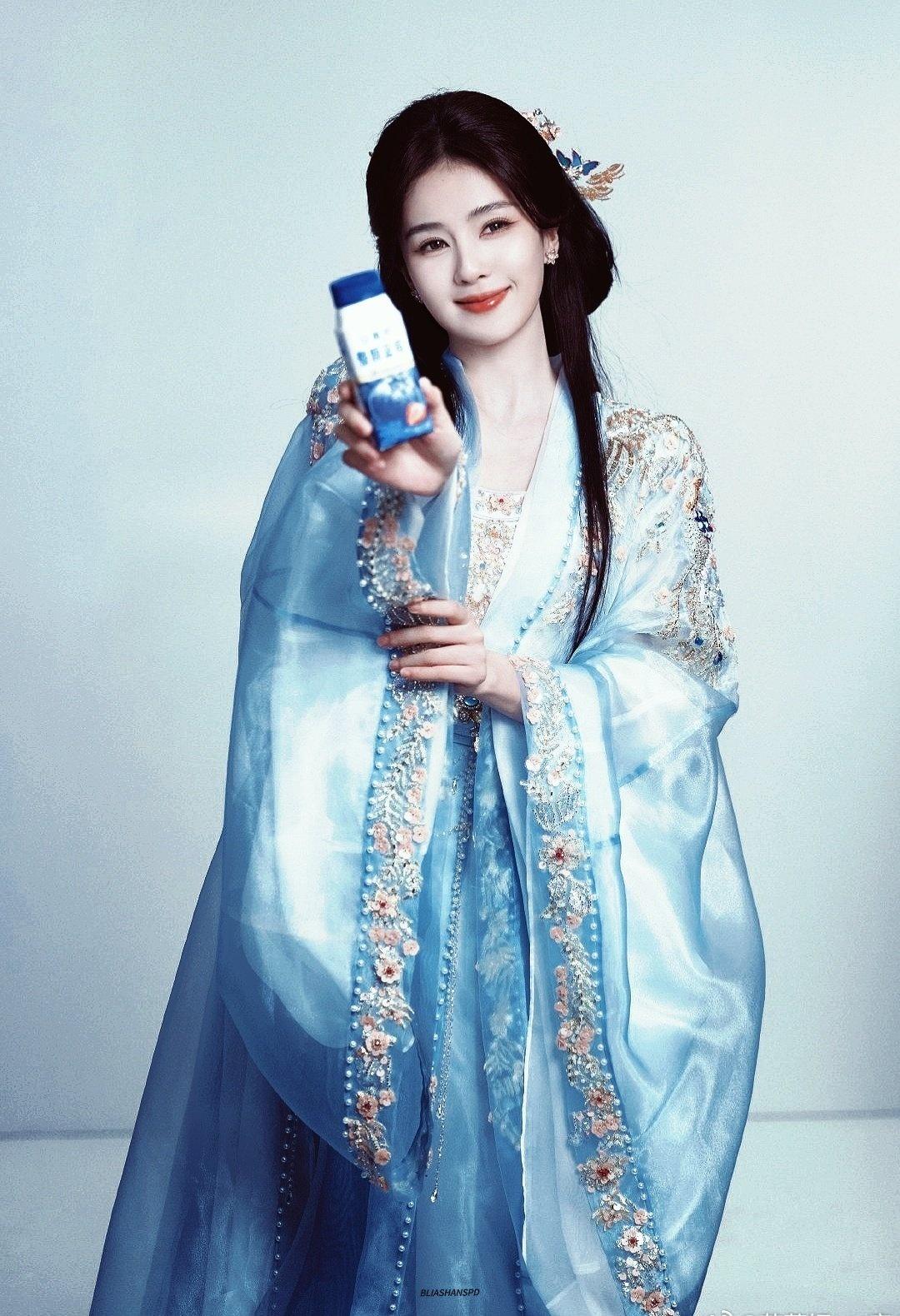 白鹿 bl白鹿配音莫离 bl白鹿素颜做饭自拍 

“当你对一件事情放平心态，他就