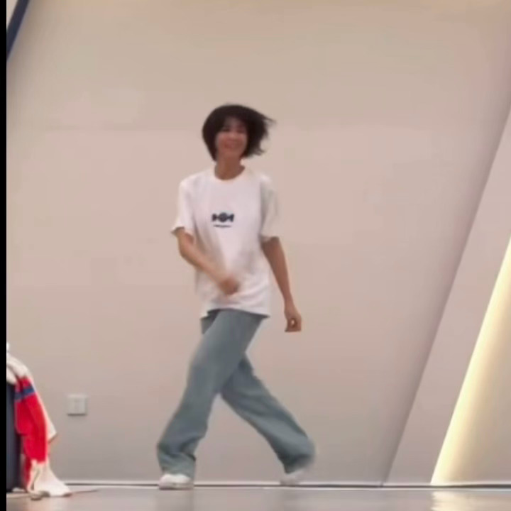 我不知道您怎么了您也成为大鹦鹉了吗 