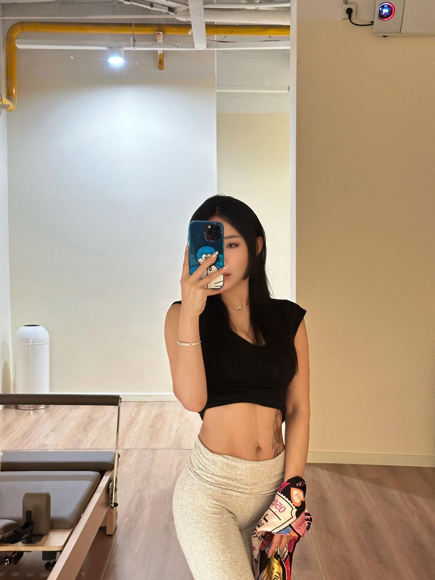 爱人如养花 做自己的养花人.