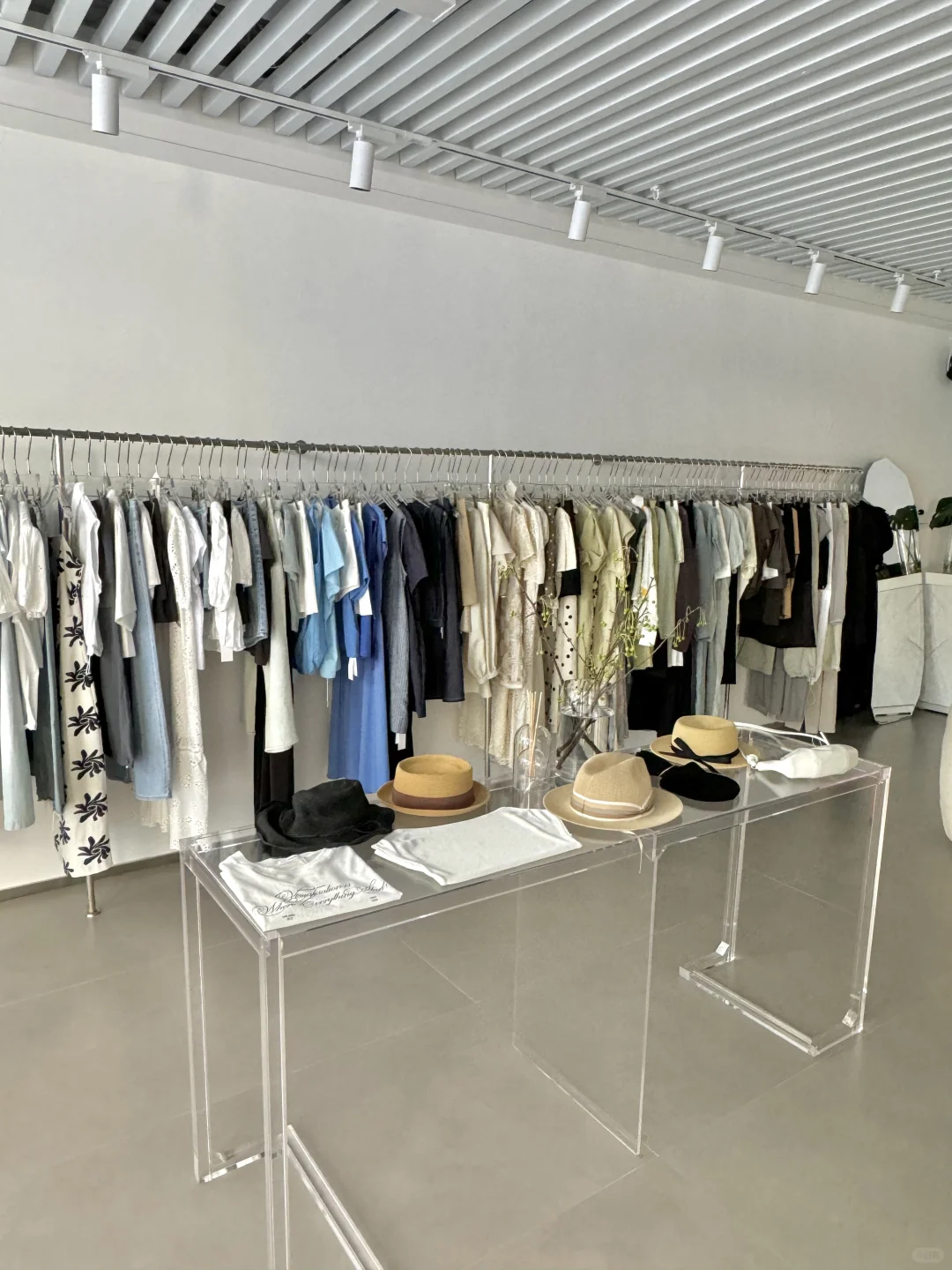 青岛万象城的！！逛到腿软！！！