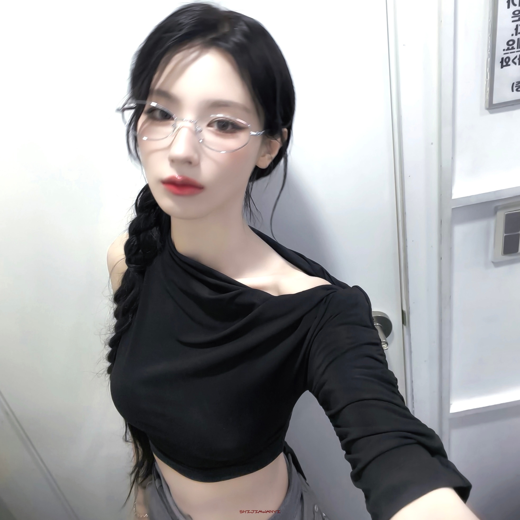 赵美延 * 