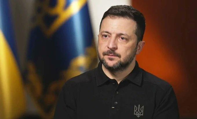 泽连斯基向路透社透露，美国已提出为乌克兰和平协议提供安全保障，条件是基辅将顿巴斯