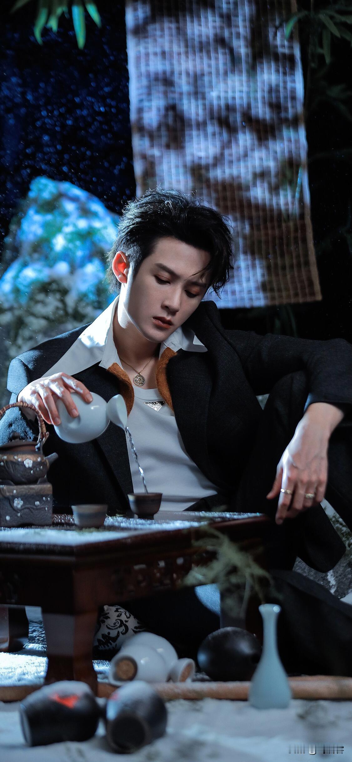 如今,网红和娱乐圈的瓜真是大到吃不完，真真假假，假假真真。内娱辟谣定律 
1月2