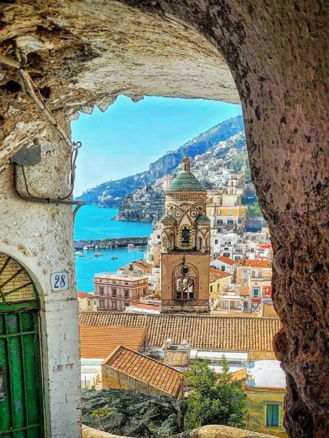 意大利阿马尔菲🌊山崖海景民宿 听教堂钟声