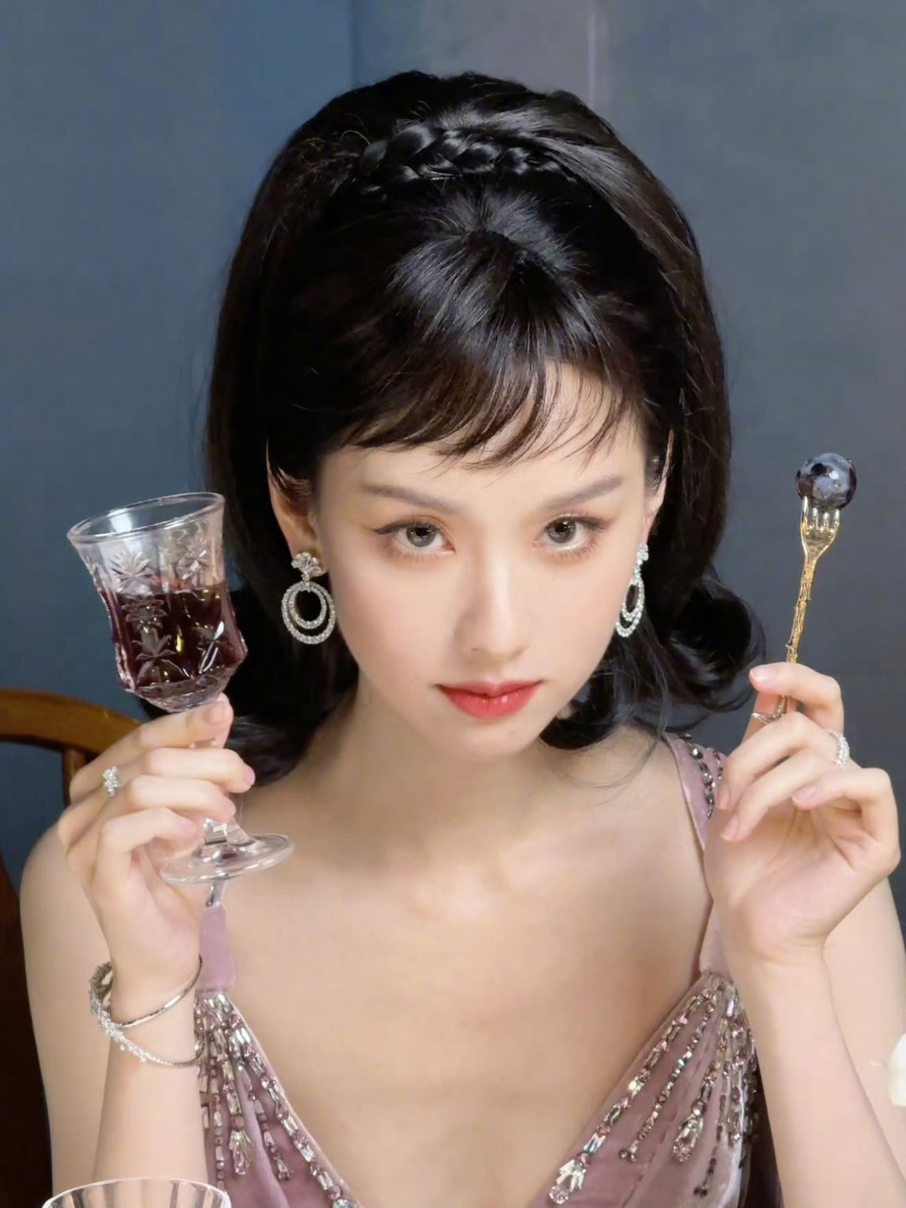 陈都灵微博电影之夜出图，这气质绝了！！！ ​​​