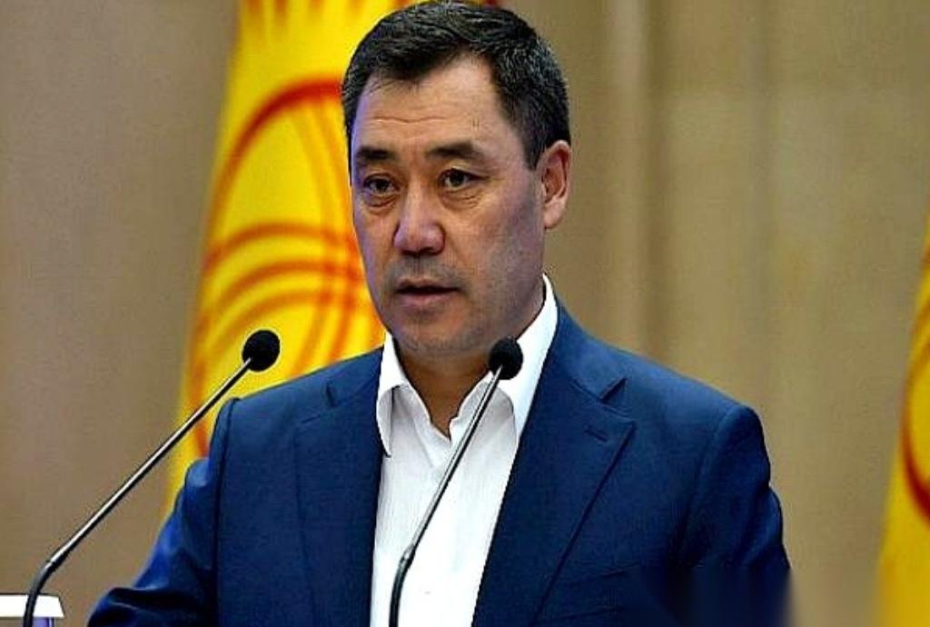 你能信吗？一个中亚国家的总统，对着全世界说，我的祖宗，是2000年前一个投降了的