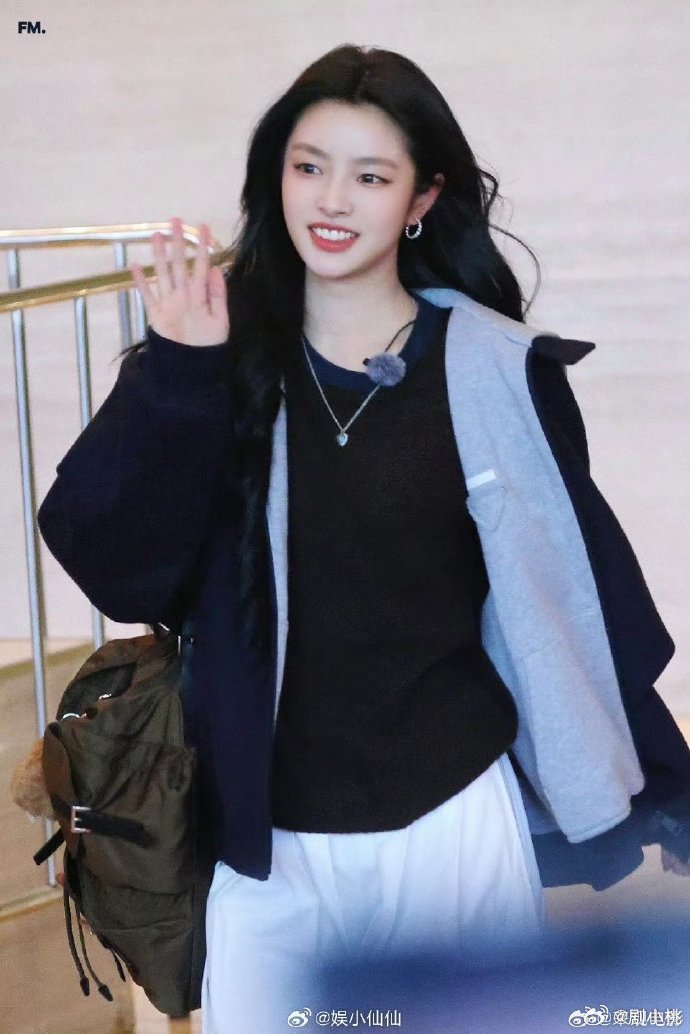 徐若晗四月进组新剧新鲜题材直击人心，《明川有知夏》雨林守护设定格外亮眼，徐若晗倾