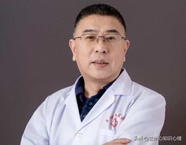 心理求助怎么选？读懂线上咨询的适用边界