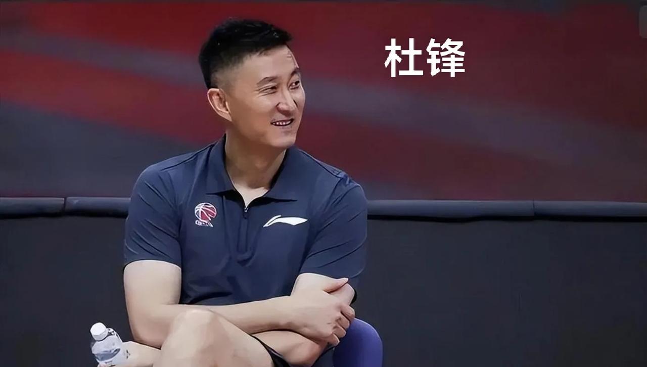 杜锋的离任，陈海涛董事长是多么的舍不得啊！
       广东宏远男篮俱乐部董事