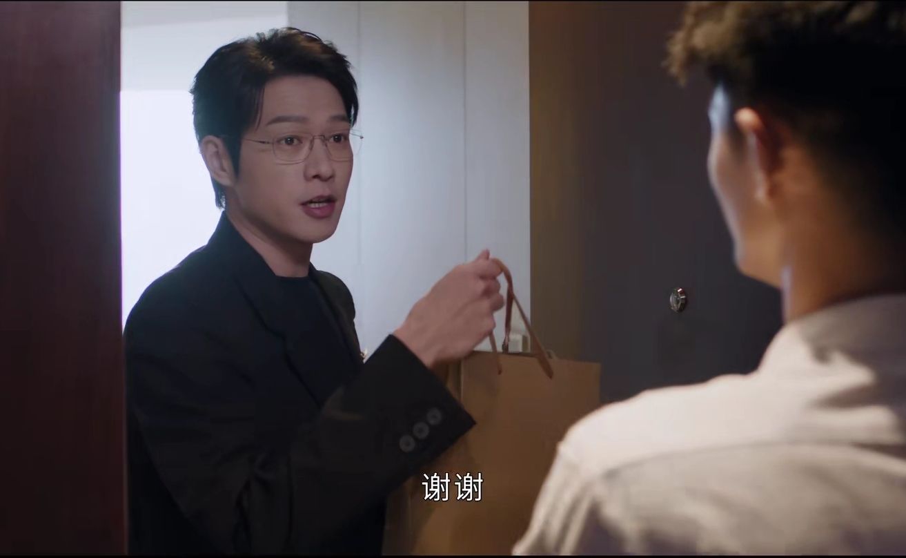 赵今麦新剧第1集下：公司内部产生分歧，叶信之力排众议，决定破格录用新人徐迟。