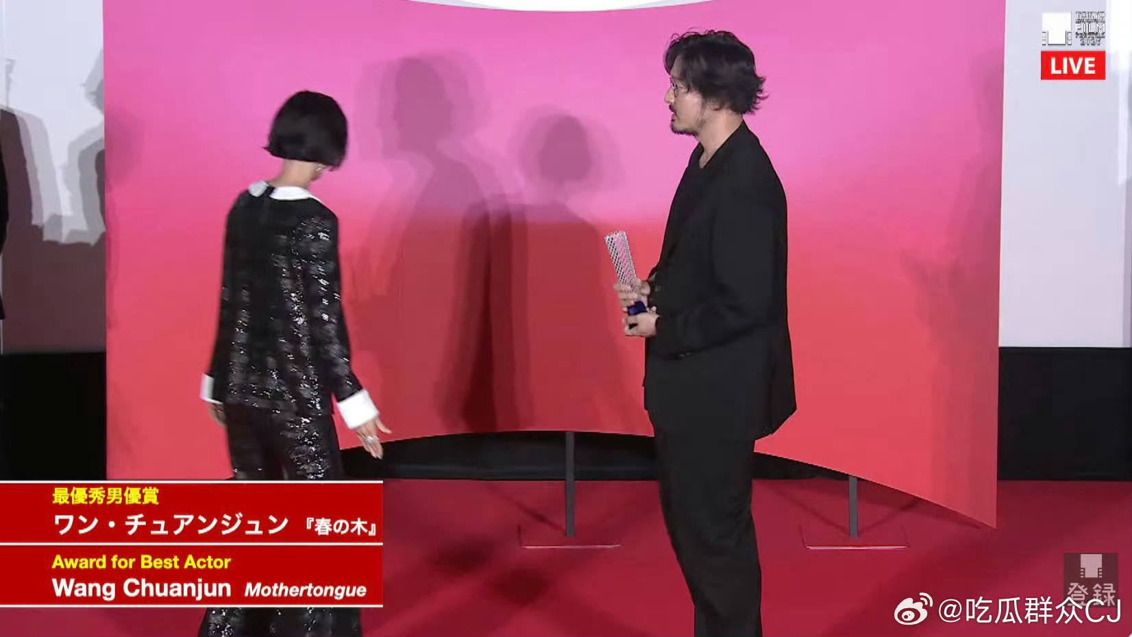 王传君得奖王传君主竞赛单元最佳男演员王传君得奖，哇，[流鼻血][流鼻血] ​​​