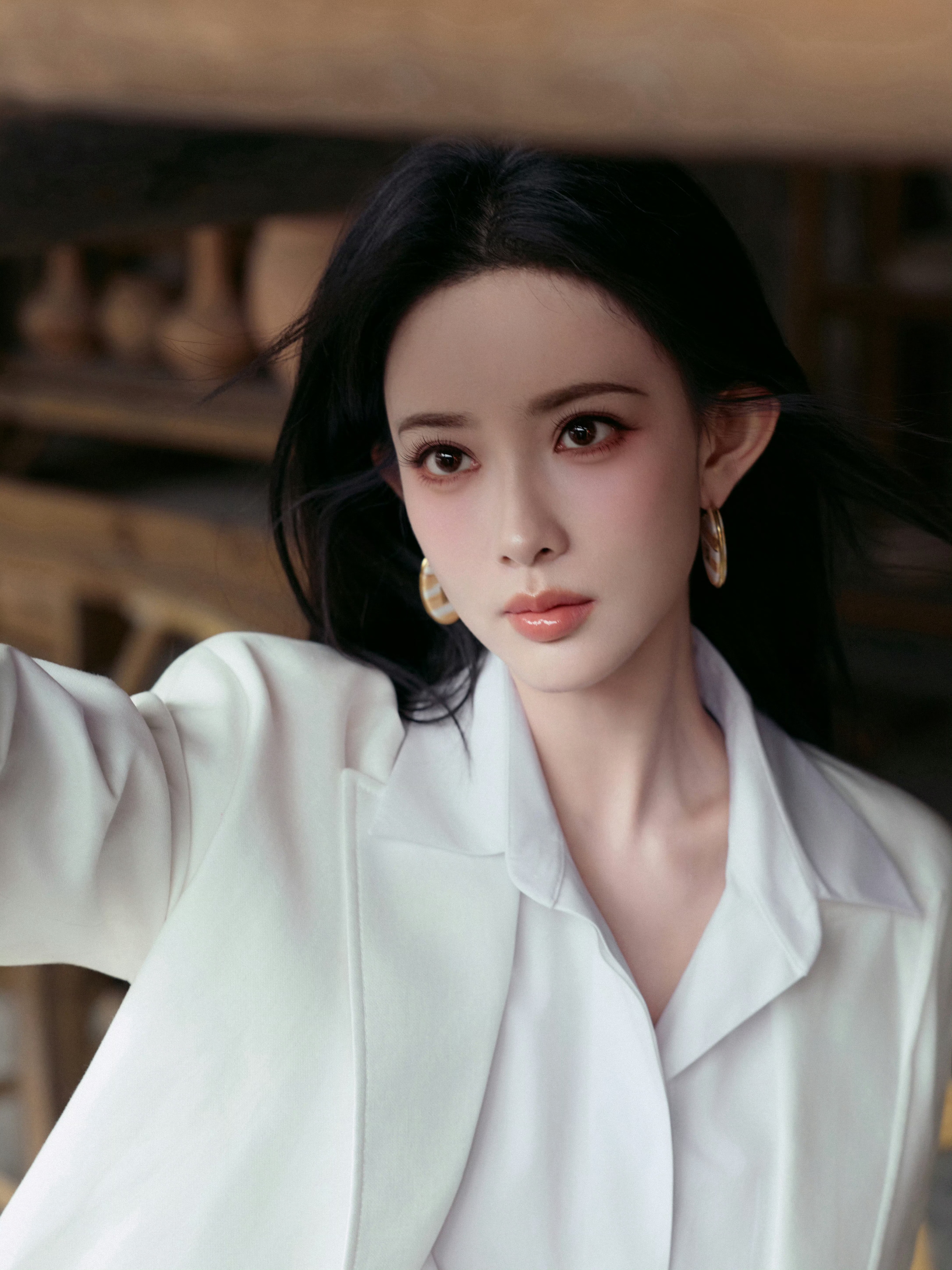 昀牵孟绕  昀牵孟绕 给昀孟接一部现代都市剧 