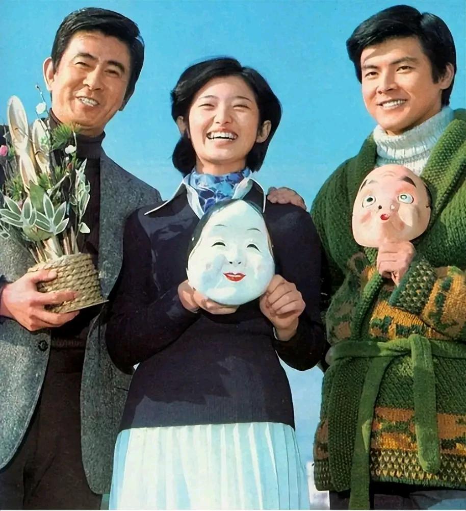 五十年前日本娱乐圈三大巨星。
#明星的成名史# 
#分享日本明星# 
#分享明星