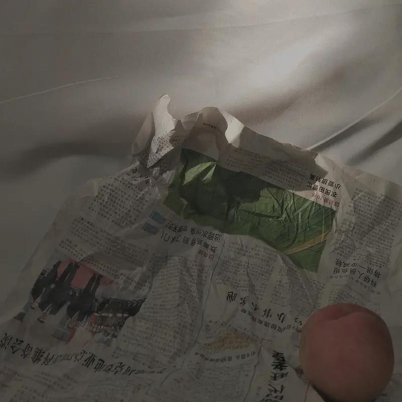 懒更为可怕，穷能够凭借努力得以改变，懒不能。贫穷不会扎根，然而懒惰会。
穷仅仅是