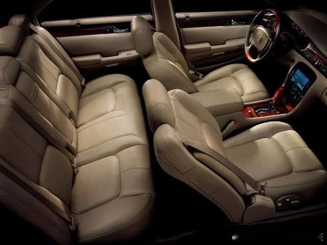 牢大就是牢大，2002年的三排SUV就用ABTS了，还是双排的