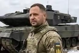 当地时间2025年11月28日，乌克兰总统泽连斯基宣布解除了其助手、总统办公室主