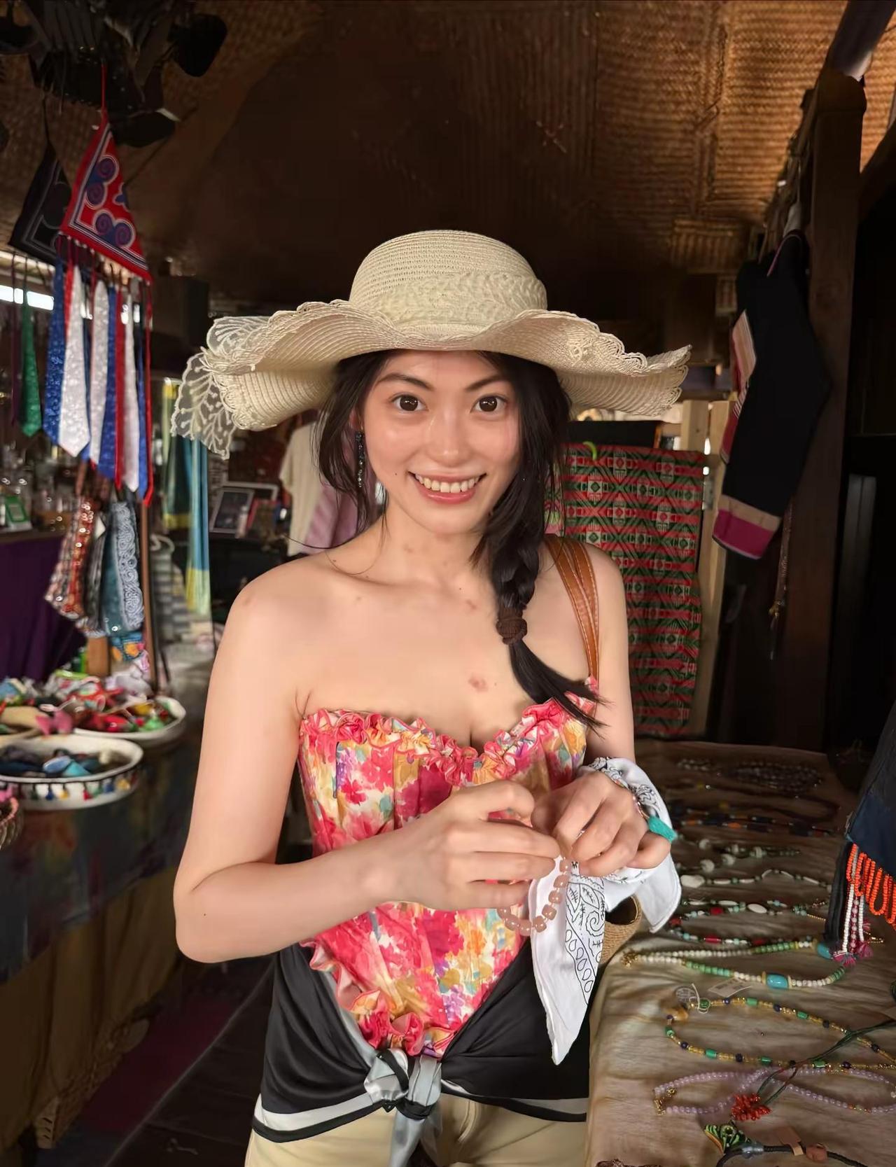 依旧素颜ootd假日快乐