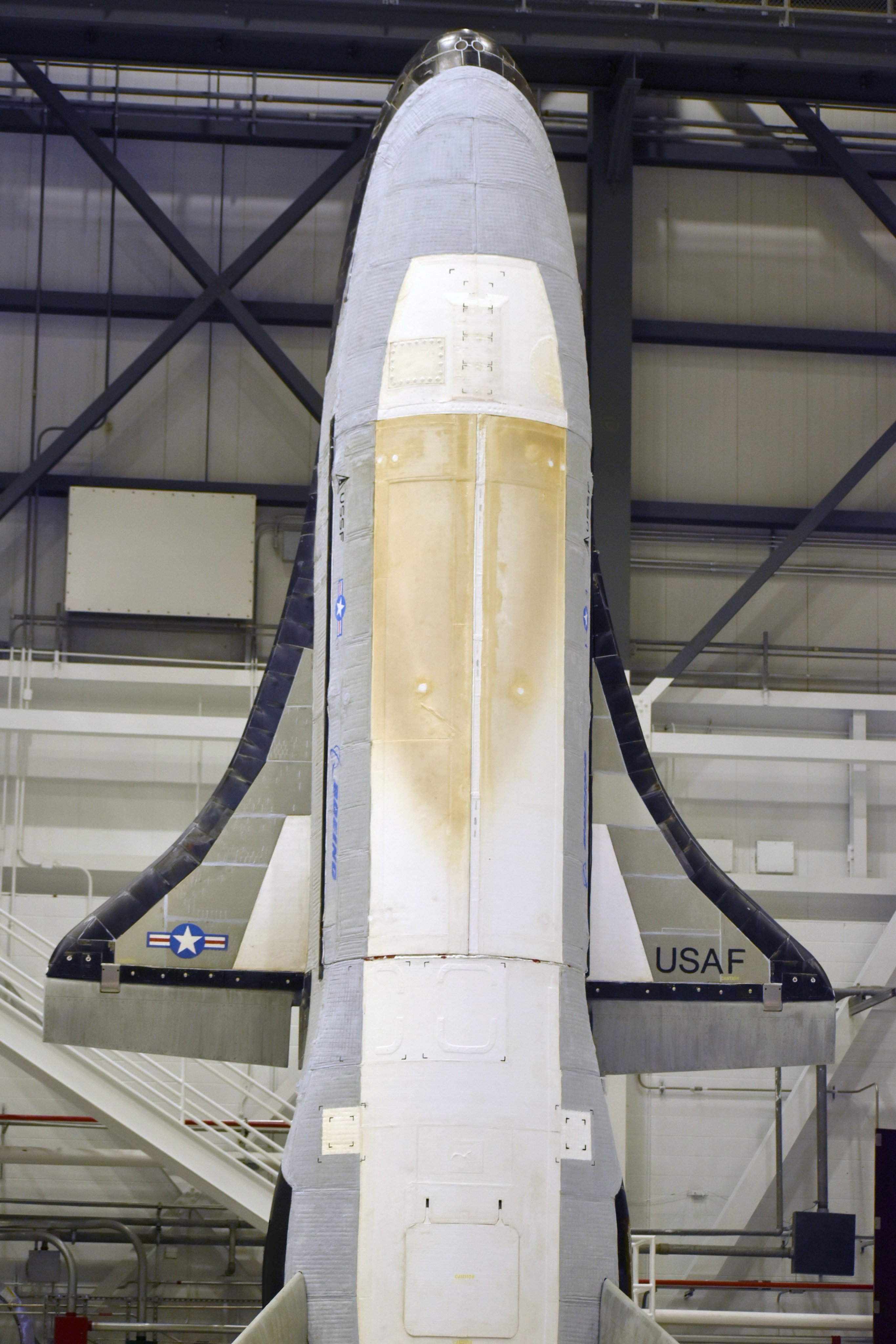 美国X-37B轨道测试飞行器(OTV-8)发射计划8月21日，此次任务将测试高带
