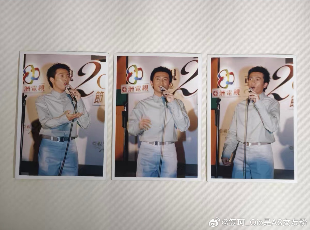 小虎队  ²⁰²⁶/₀₃.₀₃ 元宵｜灯火可亲，万事皆圆祝大家元宵节快乐！ 