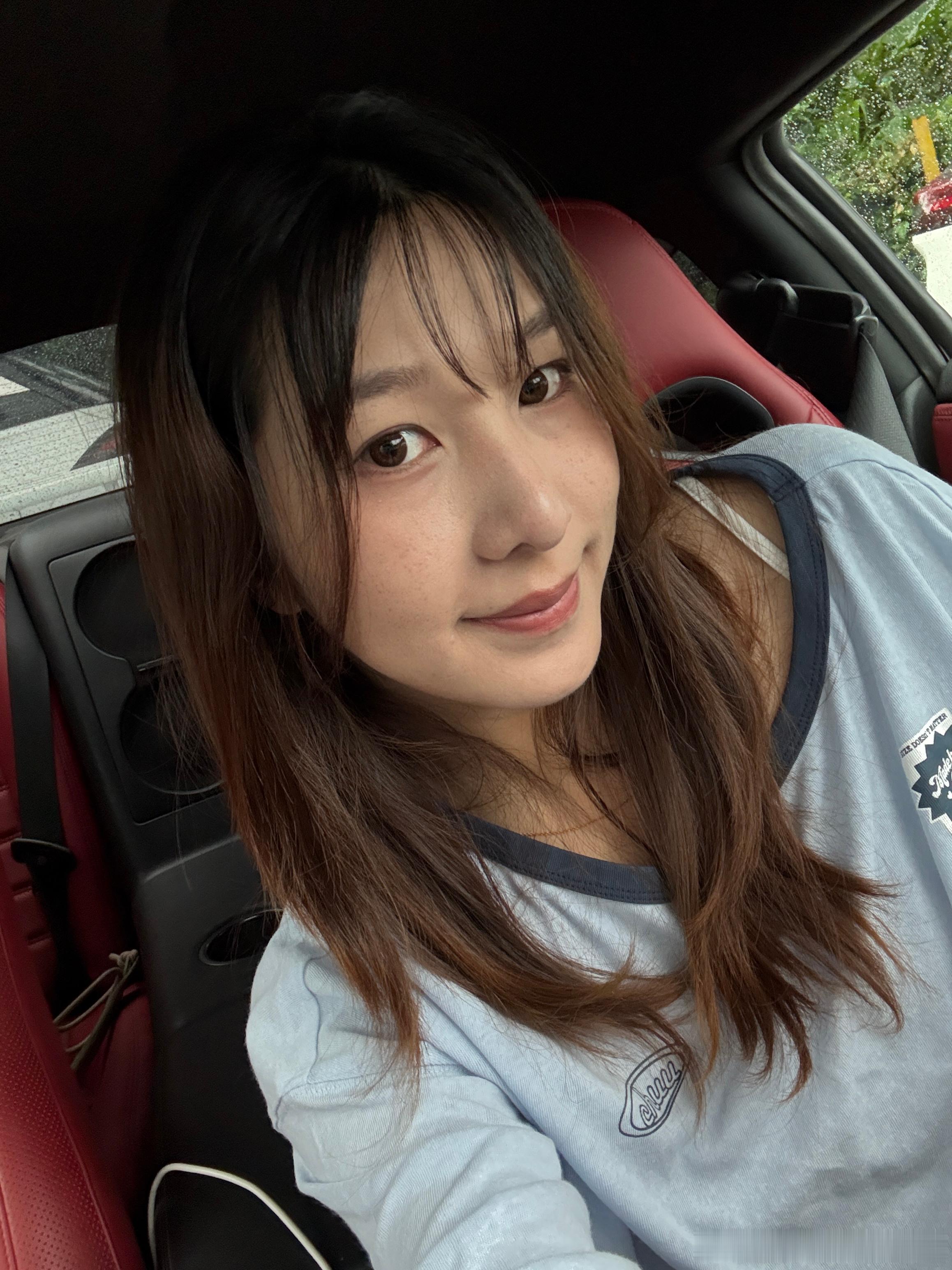 早呀～今天下雨，但最美的不是下雨天 ​​​