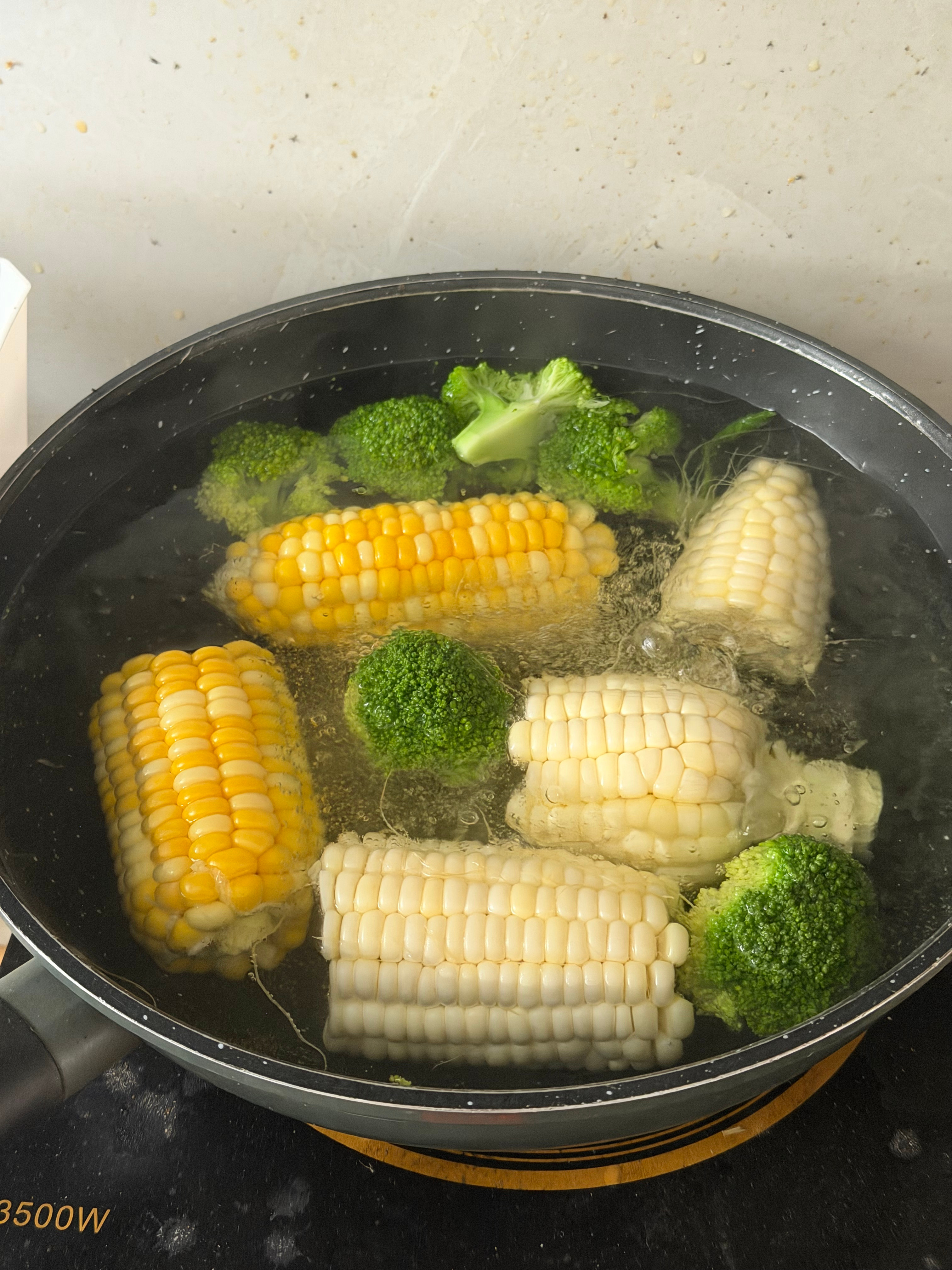 井迪J[超话] 昨天刷到一条视频分析今天吃的食物原型食物今天安排起来 ​​​