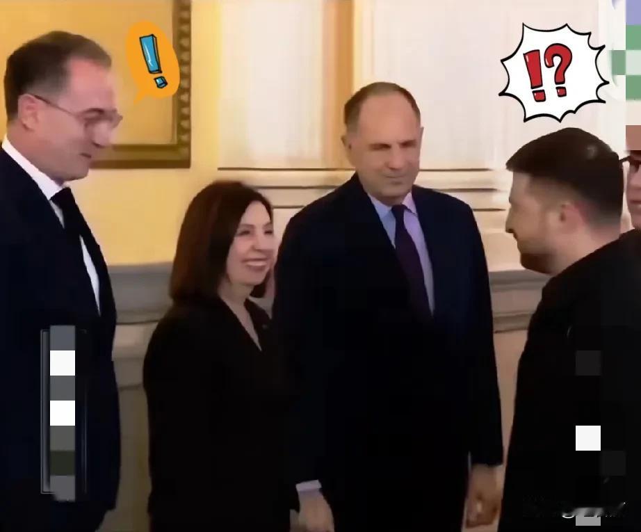 特朗普再施压，

泽连斯基的举动是否在自毁前程，

泽连斯基这几天的行为真让人捉