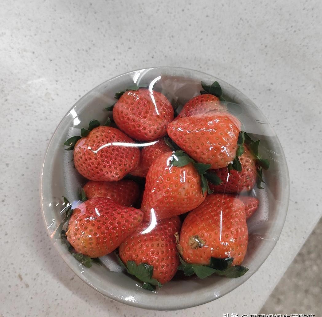 孩子烧到40度，美林一吃就退，奥司他韦刚喂就吐，真不是孩子挑食，是身体在抗争。