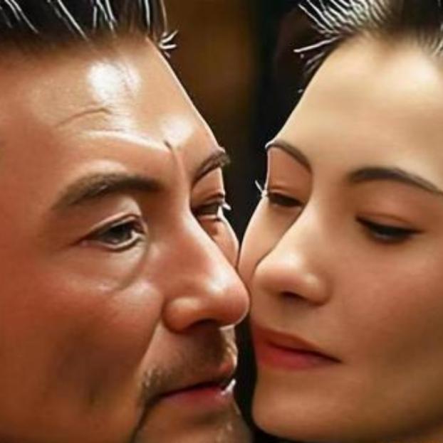 婚姻里最伤感情的，是把家里的事说给外人听
 
张柏芝条件再好，也败在了不分场合吐
