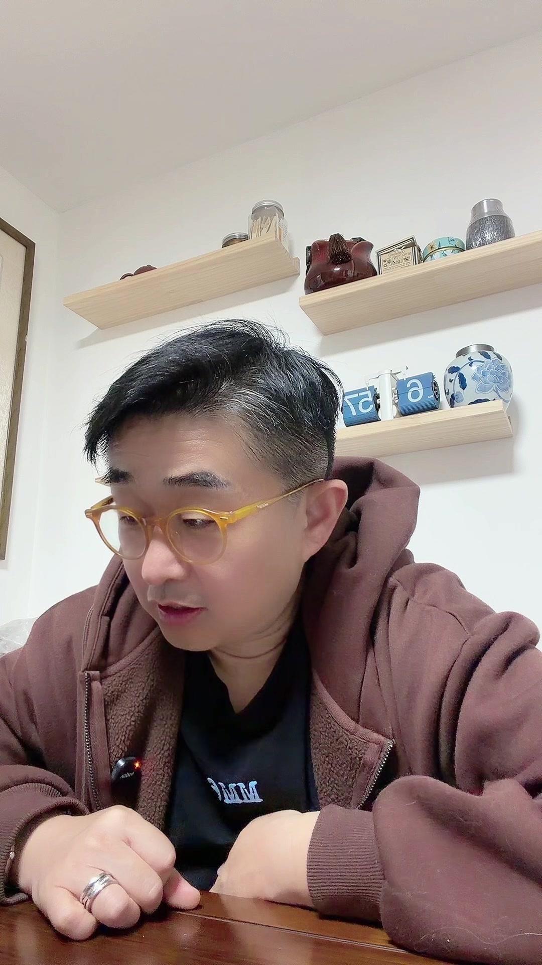 遇到人生转机的男人该怎么选？面对能改变命运的男人，直接要利益还是故作清高？其实两