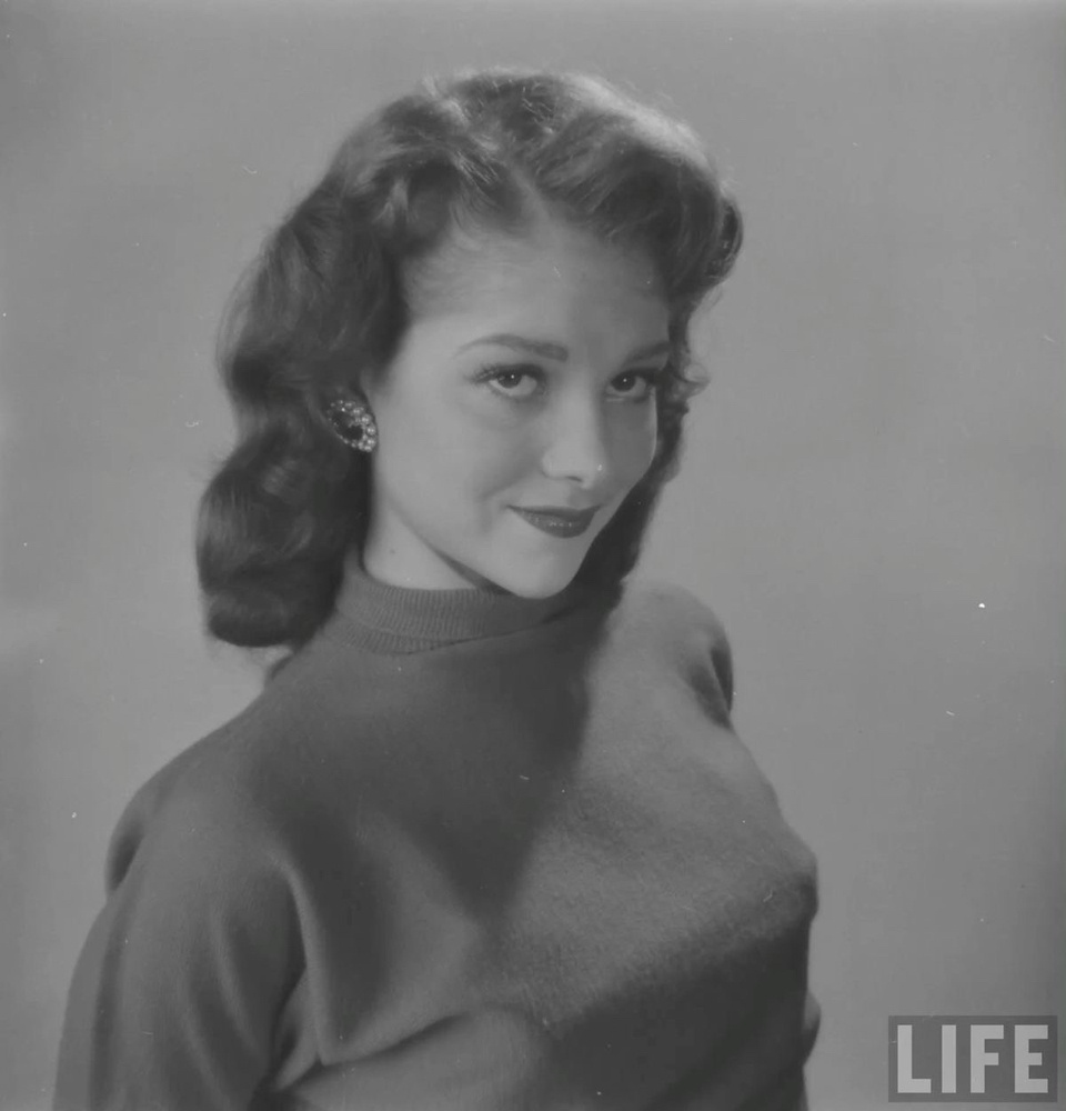 【来自投稿】五十年代，迪士尼动画的动作模特Helene Stanley，她为睡美