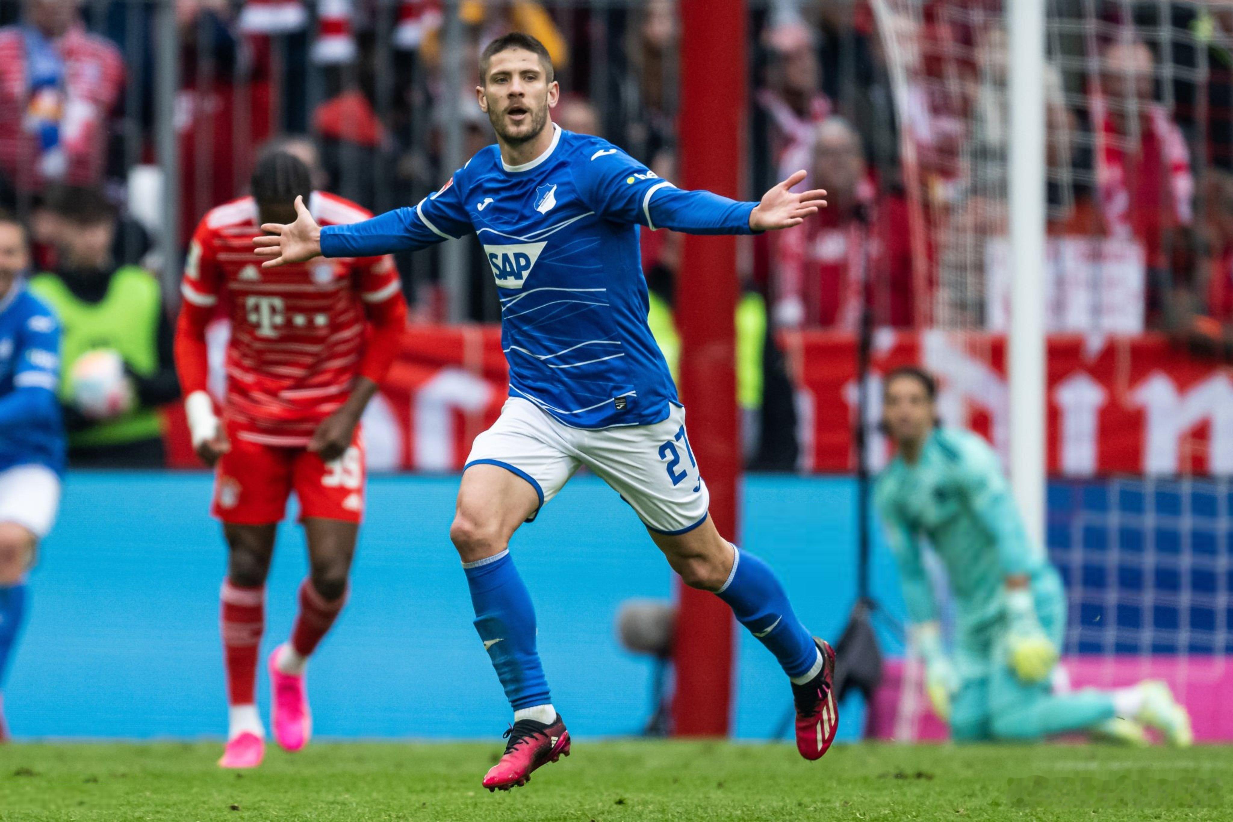 📊 | 安德烈·克拉馬里奇是德甲歷史上對陣拜仁慕尼黑進球最多的球員(8⚽）。他