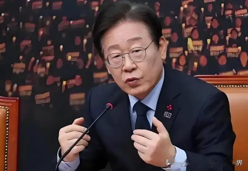 李在明上任2个月了，似乎一直在清算尹锡悦和其政治对手，别的方面，并没有什么建树。
