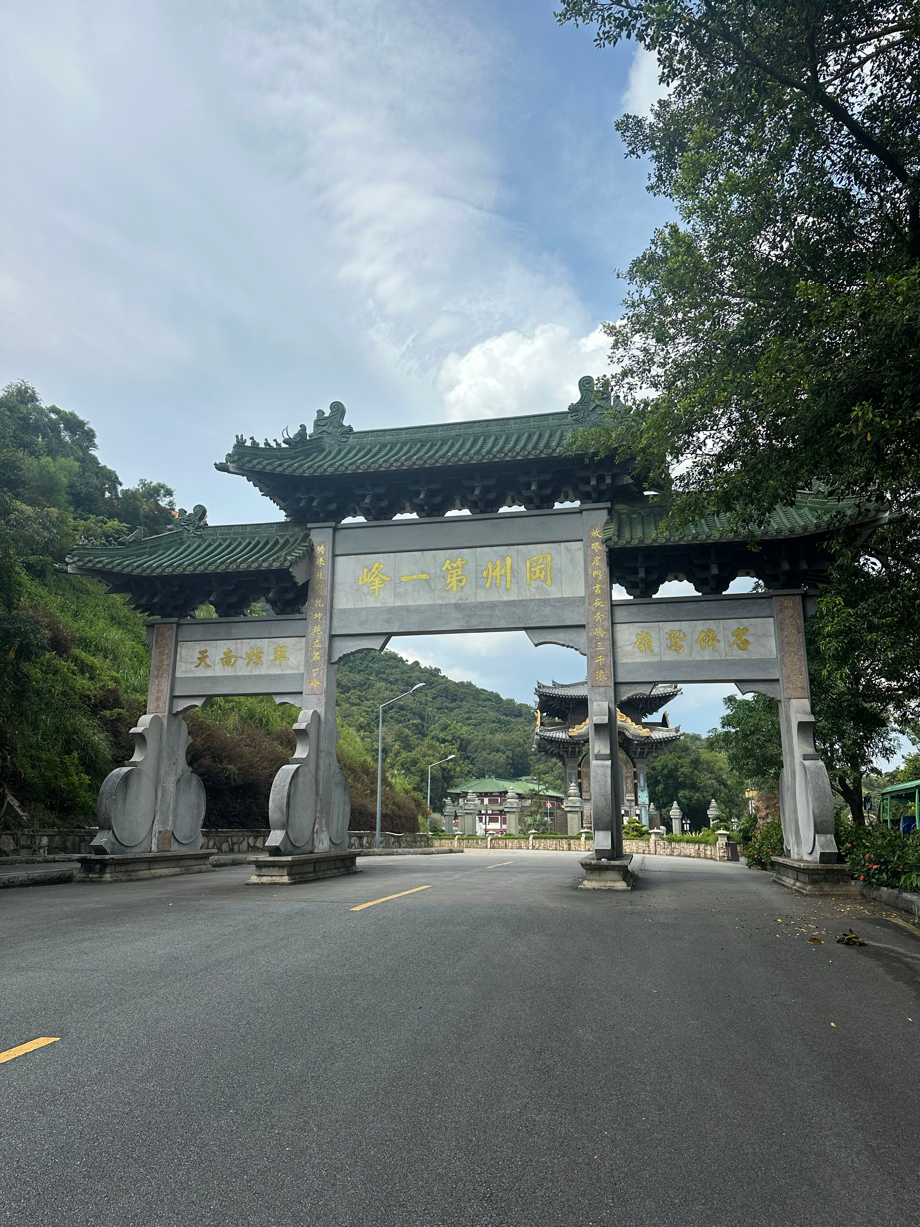 什么都不想要的时候，也就什么都有了。 