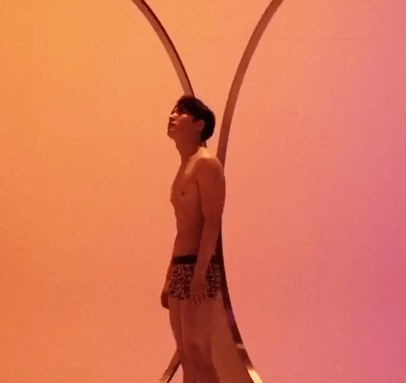 黄晓明 张艺兴 张翼祥内裤广告 都拍的还蛮好的 ​​​