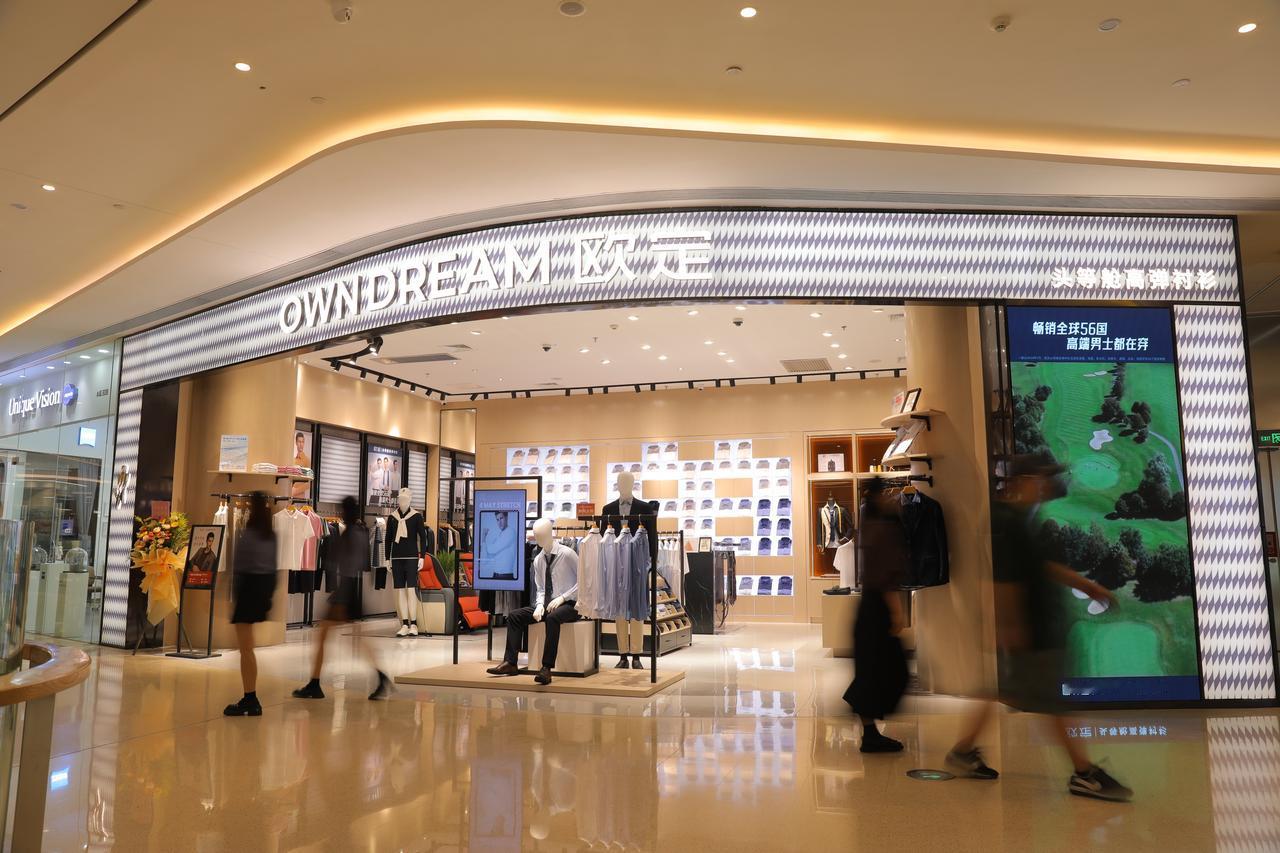 不吹不黑！5个值得关注的"中产男装"品牌，你更推荐哪一个？在追求品质生活的今天，