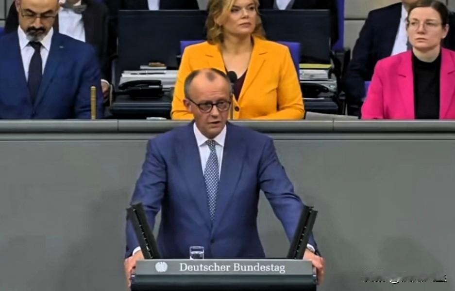 默茨:“俄罗斯正在努力将其势力范围远远超出其本国领土，进入欧洲国家。俄罗斯现在已