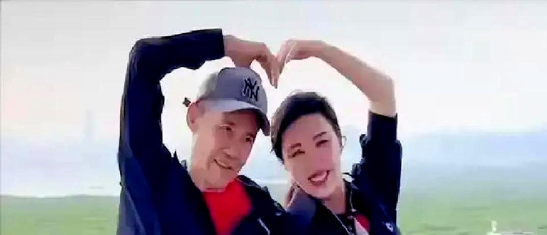 《共同说》第三季刚播两集，弹幕就刷疯了：田朴珺问胡歌“拍女生镜头到底要低还是高？