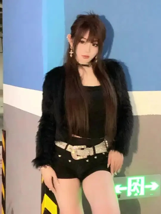 性格拧巴的人，需要一个赶不走的爱人