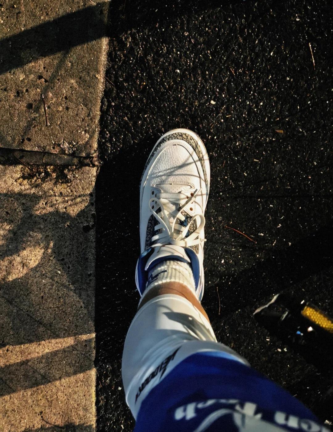 🌧
鞋控的日常 OOTD AJ3