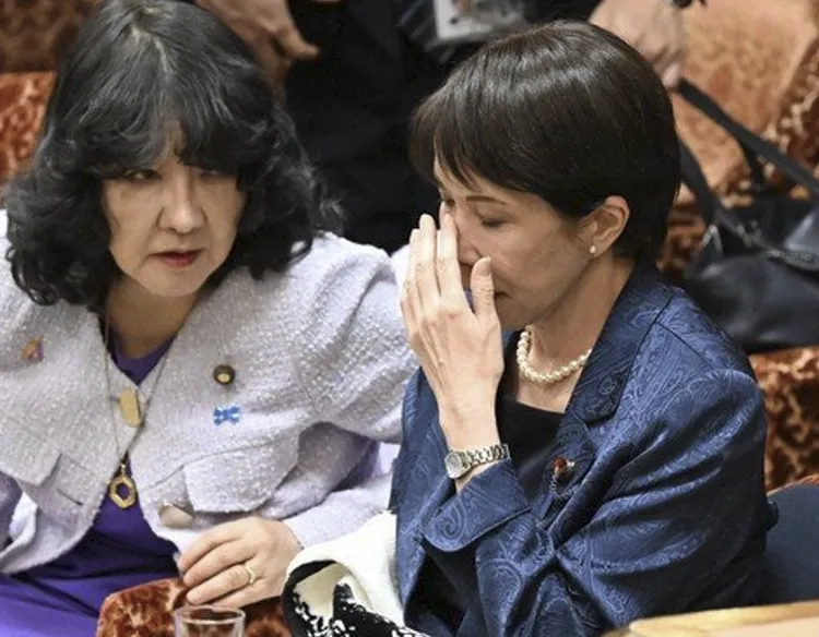 【日本高市早苗内阁支持率50.2%，创上台以来新低】#高市早苗内阁支持率创新低#
