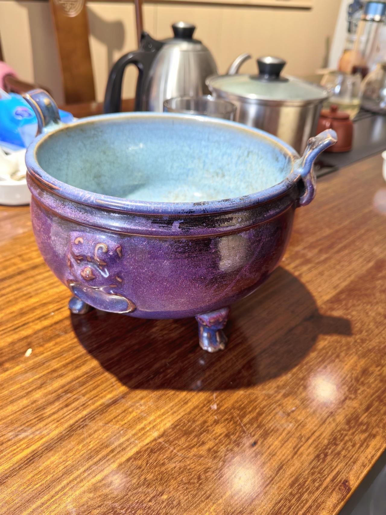 收藏 收藏可不简单是囤东西，它有着深厚内涵。从字源看，“秋收冬藏”概括了古代农事