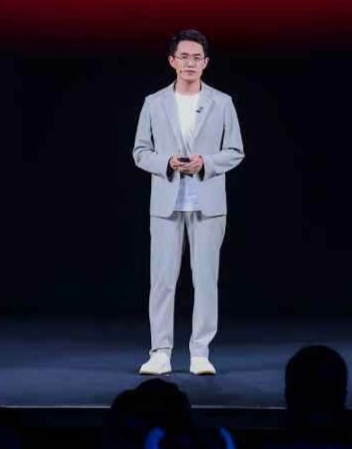 小米 王腾热搜里面，太多的假消息，有的比较离谱。说几个观点：1、小米这种规模的集