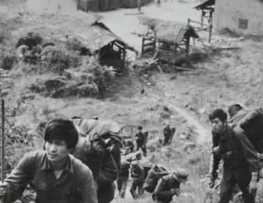 1983年杨勇在北京逝世，杨尚昆在治丧会上宣布2个安排，众人不解
要说杨勇，那得