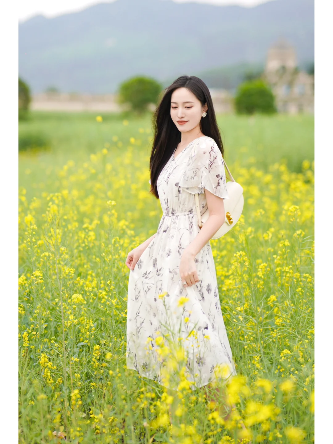 掉进了油画般的春天里