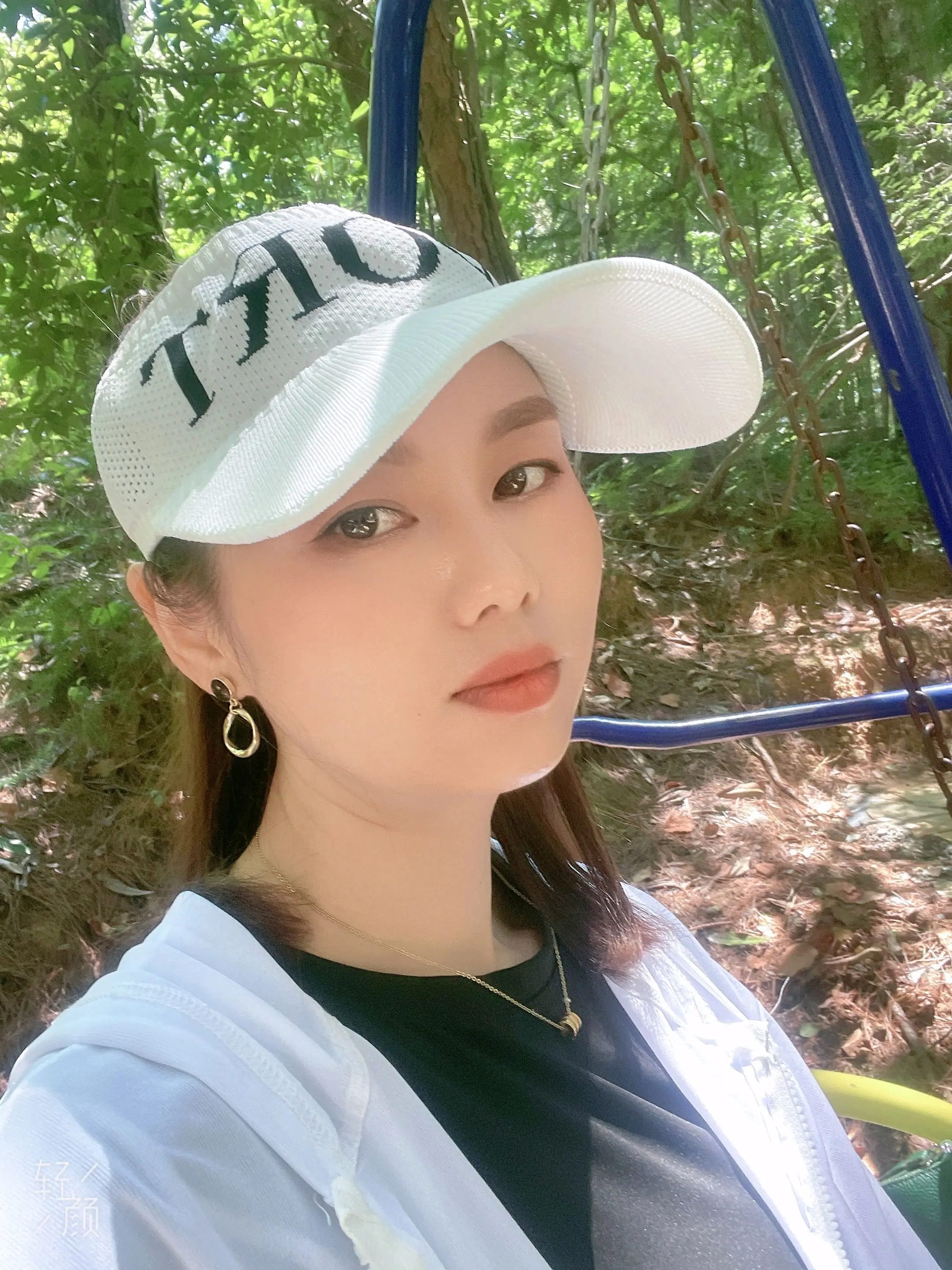我从来不羡慕别人的老婆，因为别人的老婆再好都是别人的，我只羡慕我自己的...