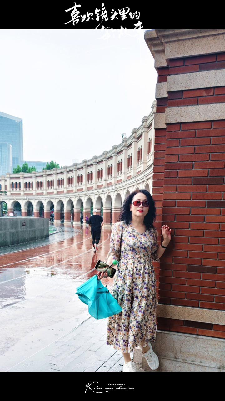 喜欢镜鲤里的故乐。
