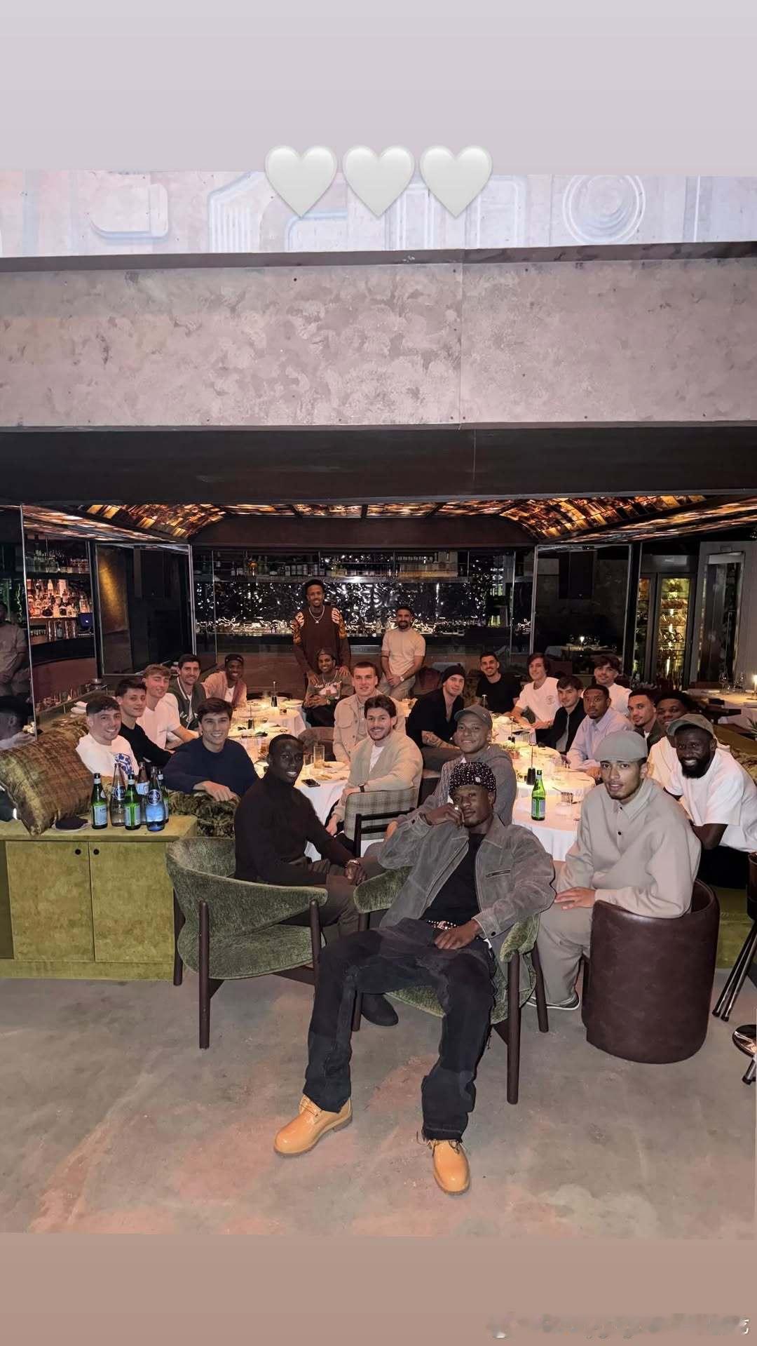 罗德里戈参加了皇马全队的聚餐🤍皇马vs皇家社会西甲