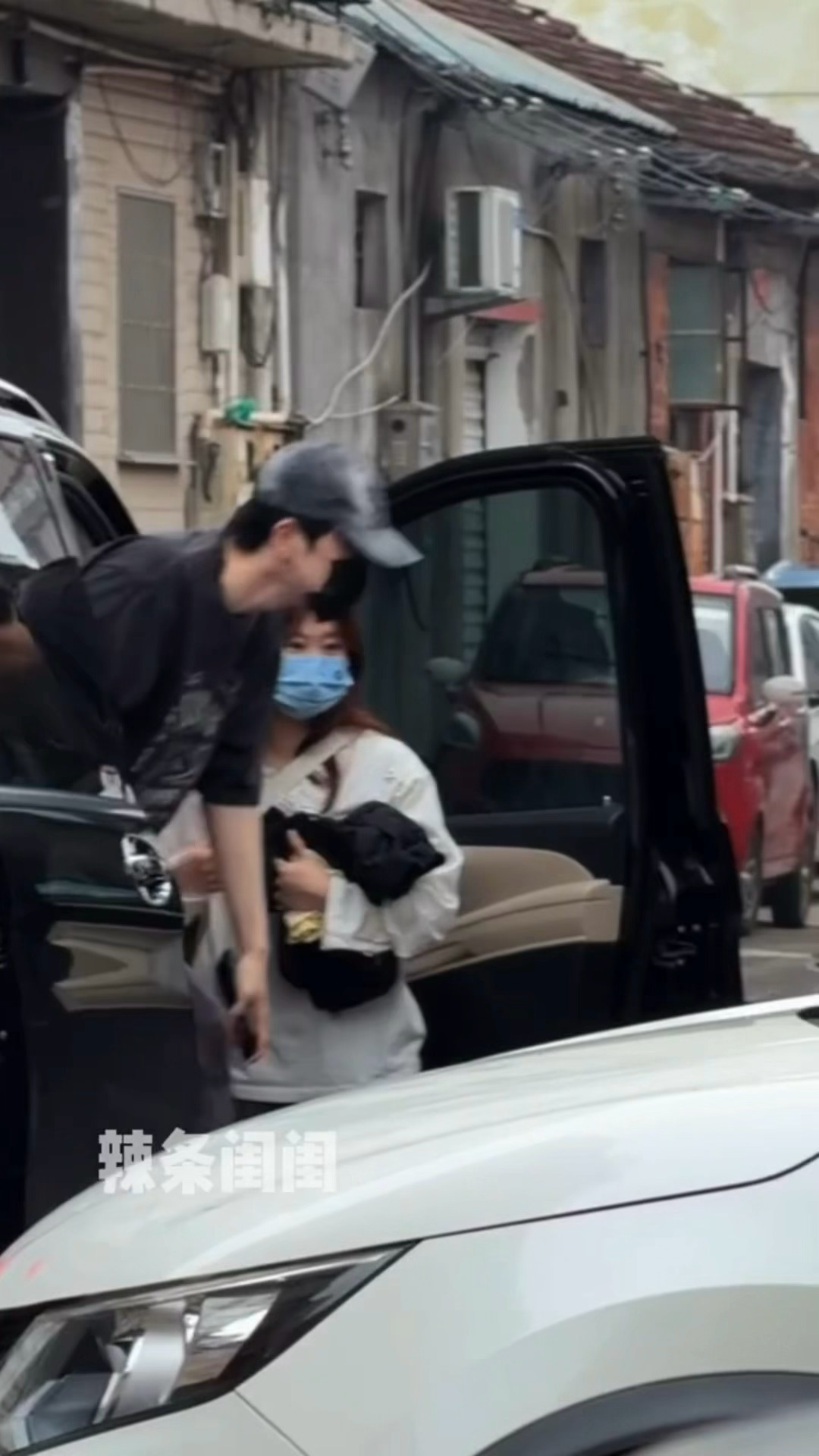 敖子也太瘦了吧！敖瑞鹏错世录上班路透敖瑞鹏错世录进组