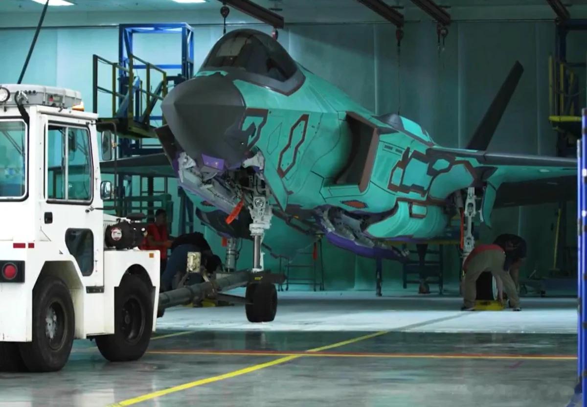 首架德国F-35A喷涂隐身涂层，35架机队成型在即，取代狂风执行核任务2026年
